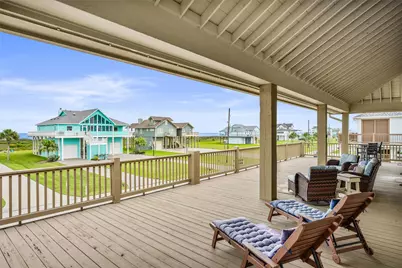 3721 Biscayne Beach Road, Crystal Beach, TX 77650 - Photo 3