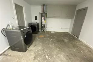 3229 Westridge St, Houston, TX 77025 - Photo 37