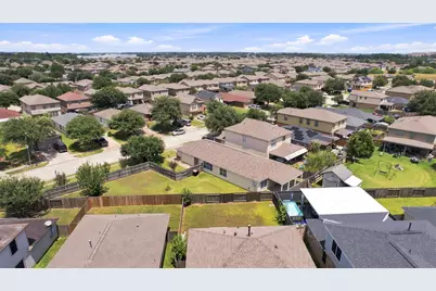 718 Sun Lodge Drive, Houston, TX 77073 - Photo 35