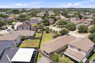 718 Sun Lodge Dr, Houston, TX 77073 - Photo 37