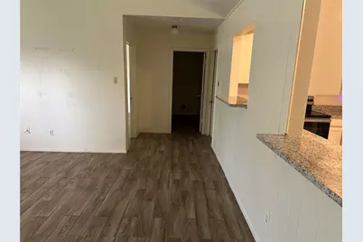 13910 Towne Way Drive, Sugar Land, TX 77498 - Photo 9