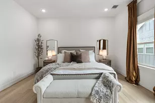 1207 E 24th St, Houston, TX 77009 - Photo 23