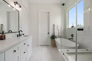 1207 E 24th St, Houston, TX 77009 - Photo 27