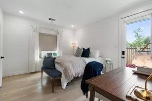 1207 E 24th St, Houston, TX 77009 - Photo 5