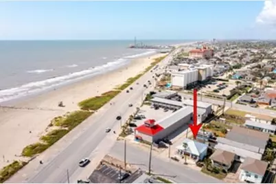 1711 16th Street, Galveston, TX 77550 - Photo 3