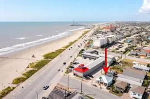 1711 16th St, Galveston, TX 77550 - Photo 3