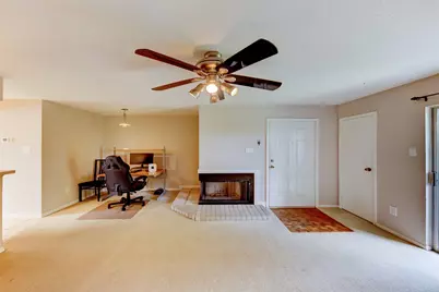 18617 Egret Bay Boulevard #506, Webster, TX 77058 - Photo 3