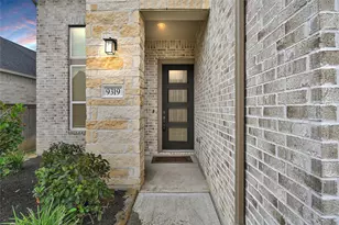 9319 Galloway Woods Trail, Tomball, TX 77375 - Photo 3