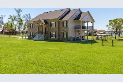 264 Falcon Point, Onalaska, TX 77360 - Photo 1