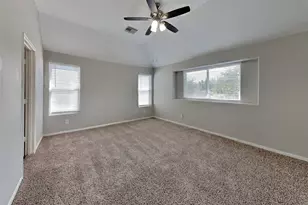 9829 Hyacinth Way, Conroe, TX 77385 - Photo 9