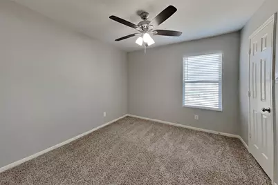 9829 Hyacinth Way, Conroe, TX 77385 - Photo 15