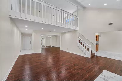 6130 Briar Terrace Drive, Houston, TX 77072 - Photo 5