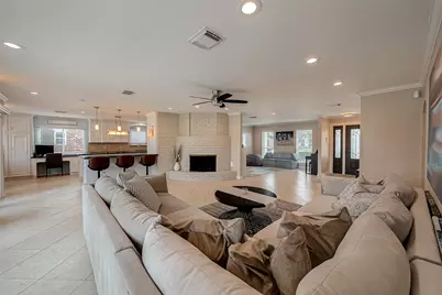 2123 Rosefield Drive, Houston, TX 77080 - Photo 11