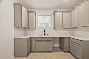 2915 Copper Fls Dr, Iowa Colony, TX 77583 - Photo 13