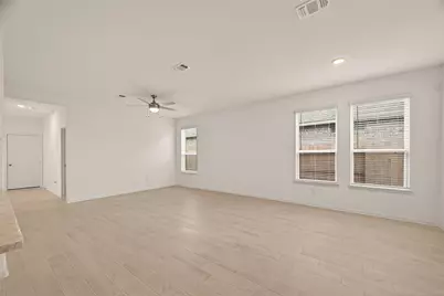 2915 Copper Falls Drive, Iowa Colony, TX 77583 - Photo 11