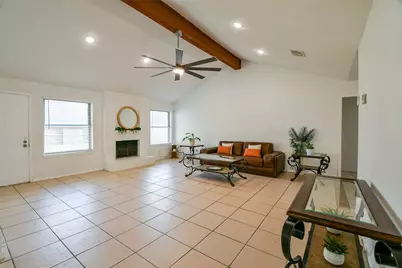 5635 Greenhill Forest Drive, Houston, TX 77088 - Photo 7