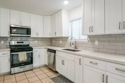 5635 Greenhill Forest Drive, Houston, TX 77088 - Photo 9