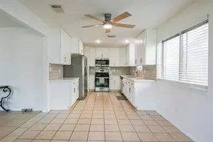 5635 Greenhill Forest Dr, Houston, TX 77088 - Photo 13