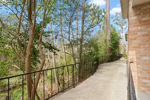 2238 S Piney Point Rd, Houston, TX 77063 - Photo 3