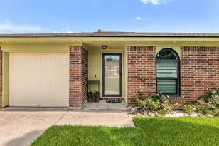 408 28th Ave N, Texas City, TX 77590 - Photo 3