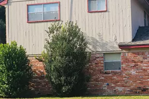 2102 Hollow Hook Rd, Houston, TX 77080 - Photo 3