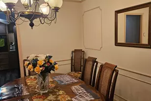 2102 Hollow Hook Rd, Houston, TX 77080 - Photo 9