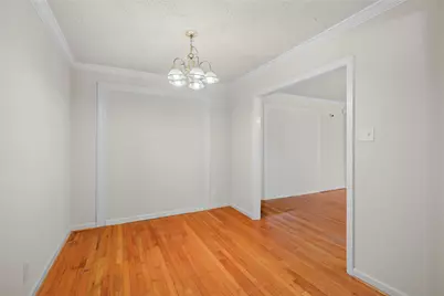 5902 Hornwood Dr A, Houston, TX 77081 - Photo 5