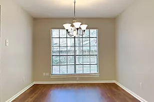 158 E Pathfinders Cir, The Woodlands, TX 77381 - Photo 7