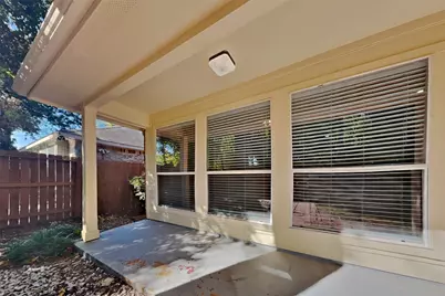 70 N Creekmist Place, Conroe, TX 77385 - Photo 21