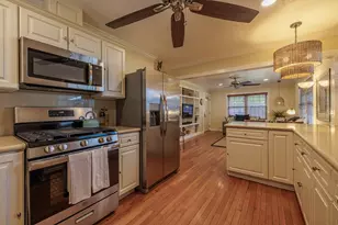 5217 Ave N 1/2, Galveston, TX 77551 - Photo 11