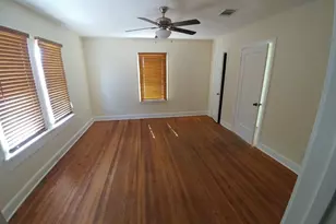 5217 Ave N 1/2, Galveston, TX 77551 - Photo 21