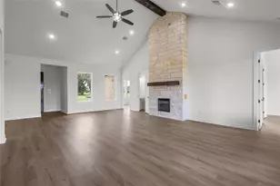 1720 Flintlock Ct, Angleton, TX 77515 - Photo 23