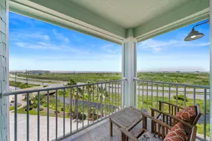 4121 Pointe W Dr, Galveston, TX 77554 - Photo 13