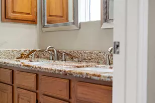 2502 Planters Row, Sugar Land, TX 77478 - Photo 15