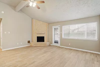 2502 Planters Row, Sugar Land, TX 77478 - Photo 5