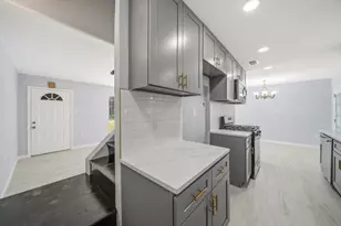 6910 Paso Del Sol Dr, Houston, TX 77083 - Photo 15