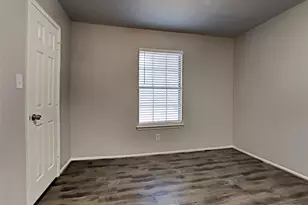 9218 Rosewell Ct, Houston, TX 77095 - Photo 3