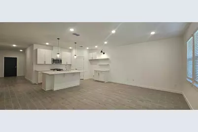8434 Tranquil Bay Court, Baytown, TX 77523 - Photo 9