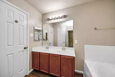 1818 Fergus Park Ct Court, Houston, TX 77047 - Photo 29