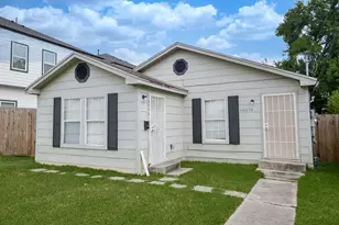 4605 Galesburg St, Houston, TX 77051 - Photo 3