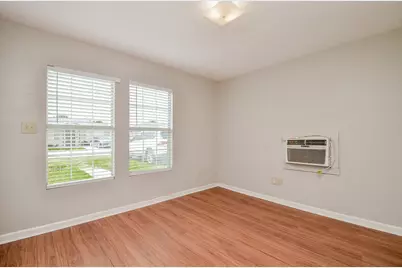 4605 Galesburg Street, Houston, TX 77051 - Photo 19
