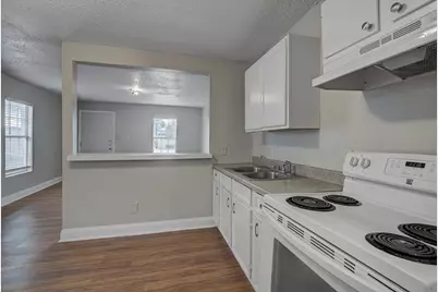 4605 Galesburg Street, Houston, TX 77051 - Photo 9