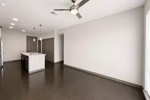 1111 N Durham St Dr, Houston, TX 77008 - Photo 7
