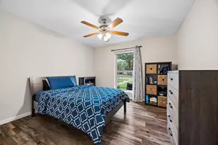 7711 Twin Hills Dr, Houston, TX 77071 - Photo 17