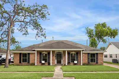 7711 Twin Hills Drive, Houston, TX 77071 - Photo 29