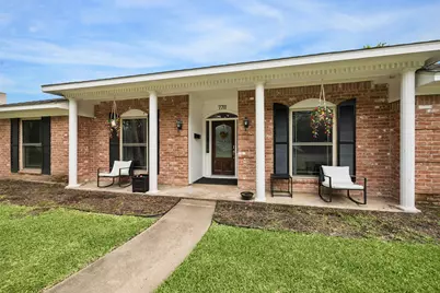 7711 Twin Hills Drive, Houston, TX 77071 - Photo 5