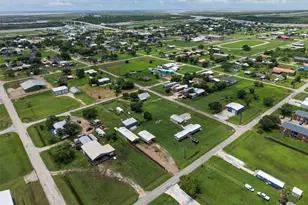 531 Burton St, Matagorda, TX 77457 - Photo 21
