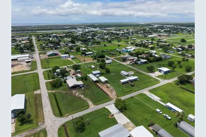 531 Burton Street, Matagorda, TX 77457 - Photo 19