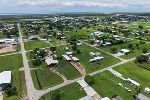531 Burton St, Matagorda, TX 77457 - Photo 19