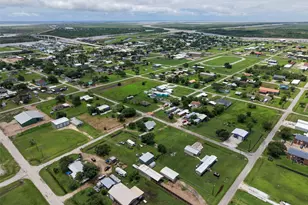 531 Burton St, Matagorda, TX 77457 - Photo 23